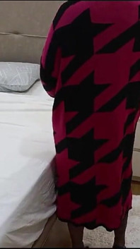 I Met This Prostitute in Amsterdam's Red Light District and She Took off the Condom While I Was Fucking Her
