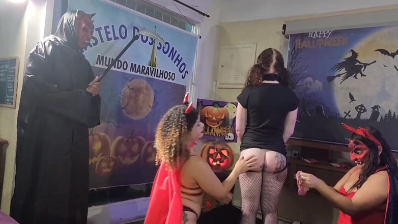 MARCIO BAIANO: Halloween párty končí sexem s nejlepší orgií