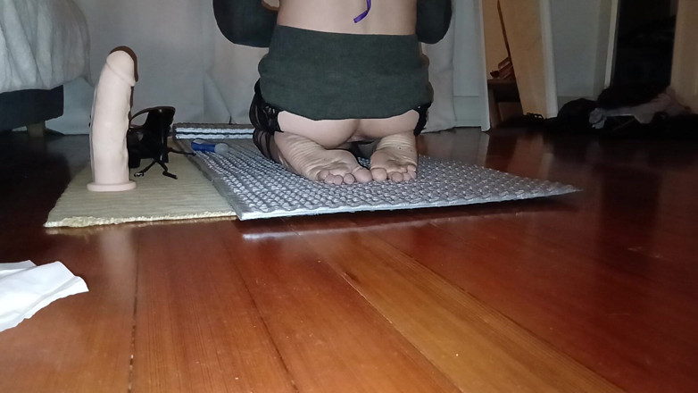 Nelly Geneva: Having Good Solo Time with My Toys