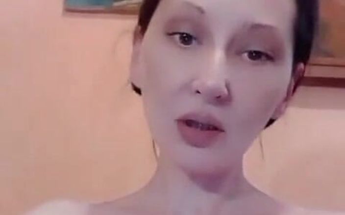 Dominatrix Redsonyja: Для всех XXX нужно отправить чаевые в банку после уничтожения 2 аккаунтов Instagram