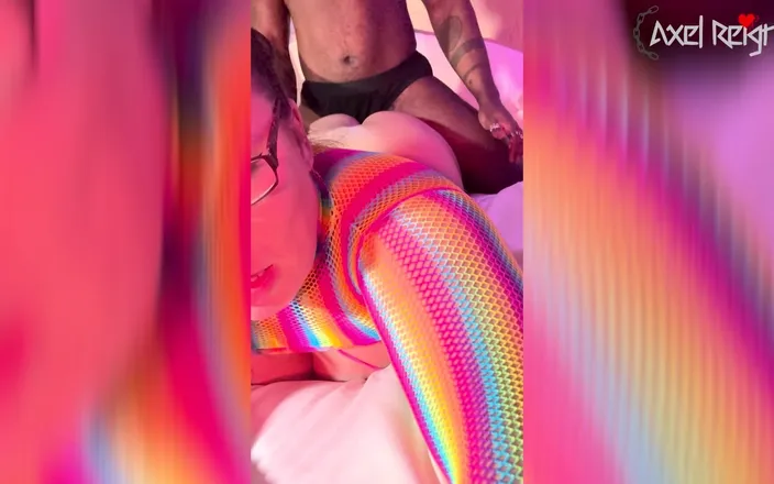 AxelReigns: Breeding a Vaping BBW