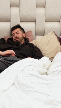 Noche De Película Termina En Sexo Salvaje Con Mi Hijastra Y Su Novio