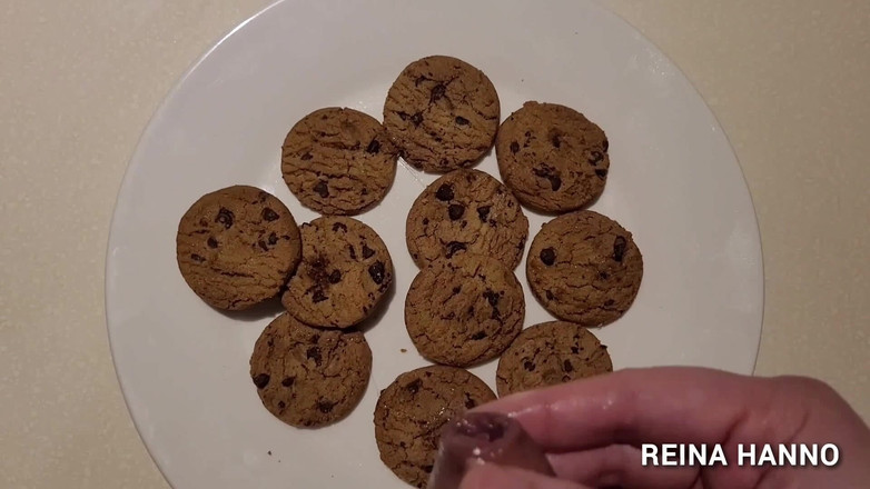 Reina Hanno: Specjalne kremowe ciasteczka z chipsami czekoladowymi leczyć
