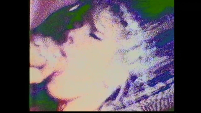 MCG Empire: Chuyển động gợi cảm trên vòi nước