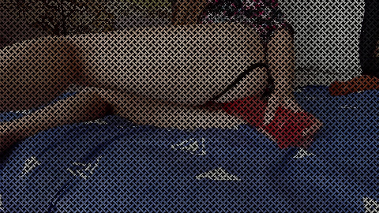 Lizaveta: Milf suculenta estica seu buraco anal