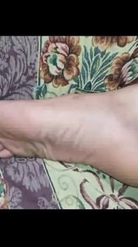 Barefoot 19