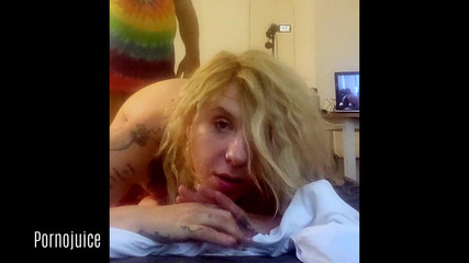 Cheeky UK girls: Cewek nakal inggris rambut pirang ini dientot habis-habisan sama kontol...