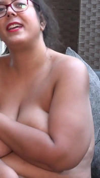 Auntjudys - Owłosione BBW MILF Cassy Hill pokazuje swoje duże naturalne cycki