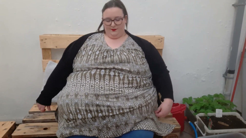 SSBBWLadyBrads: SSBBW sekretny ogród brzuch grać