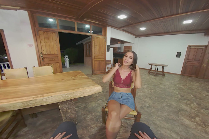 VR Latina: Good Things Cum in Small Packages