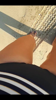 Do You Like Wet Spotting Girls