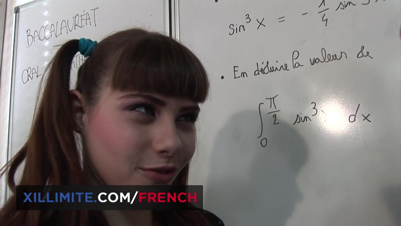 French girls at work: Hot teen Luna Rival knows how to corrupt the teacher