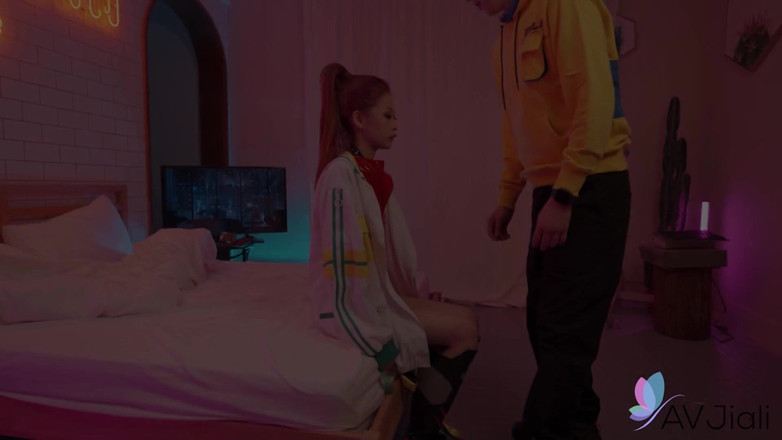 AV Jiali: Xiang Xiang ile video oyunu seks