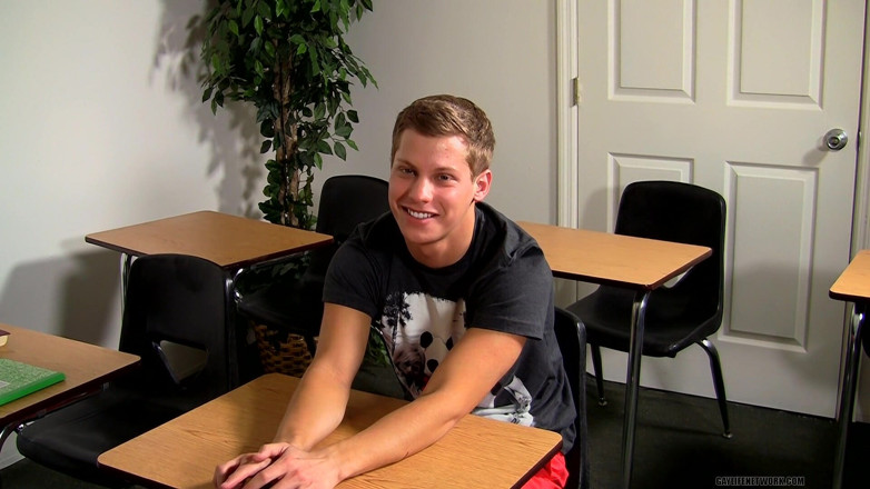 Teach Twinks: Intervistando sexy blade