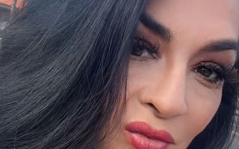 Latina Love Dancing (Mia 69)