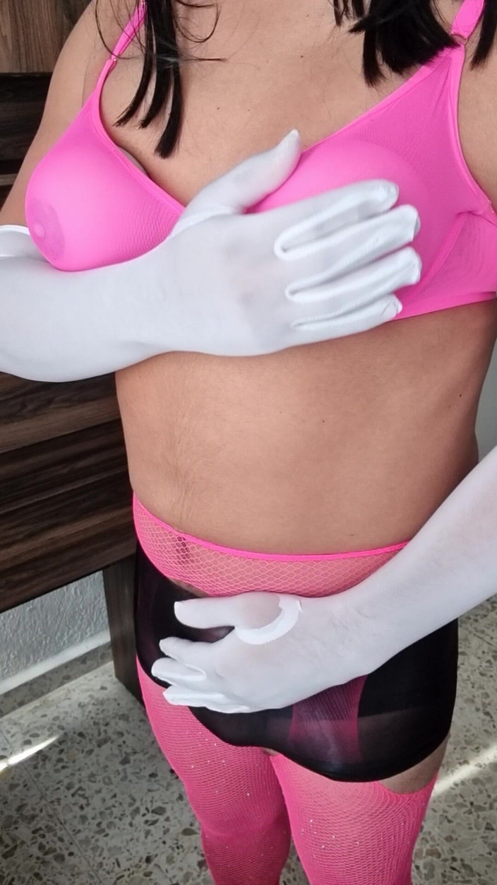 Only bras: Удовольствие в нейлоновом нижнем белье, вид сверху