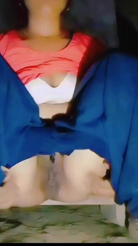 Pepek saya sangat terdesak untuk dikongkek oleh zakar yang saya tidak boleh orgasme walaupun dengan jari. Tolong seseorang mengongkek saya. Kongkekkan saya begitu mu