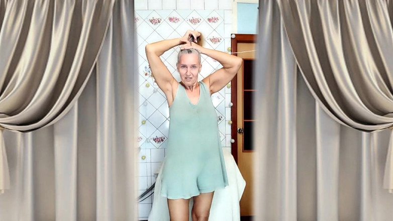 Lukerya: Die Heiße Hausfrau Lukerya in Der Küche: Sie Twerkt Mit...