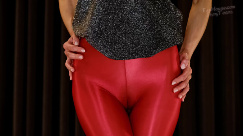 Shiny teens: 926 ultra glanzende rode panty