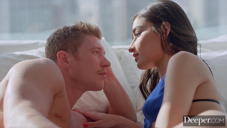 Deeper: Sâu. Những tưởng tượng dp sâu nhất của Emily Willis...