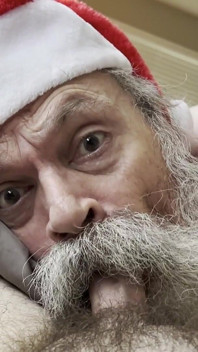 Kakek santa bear memuja kontol
