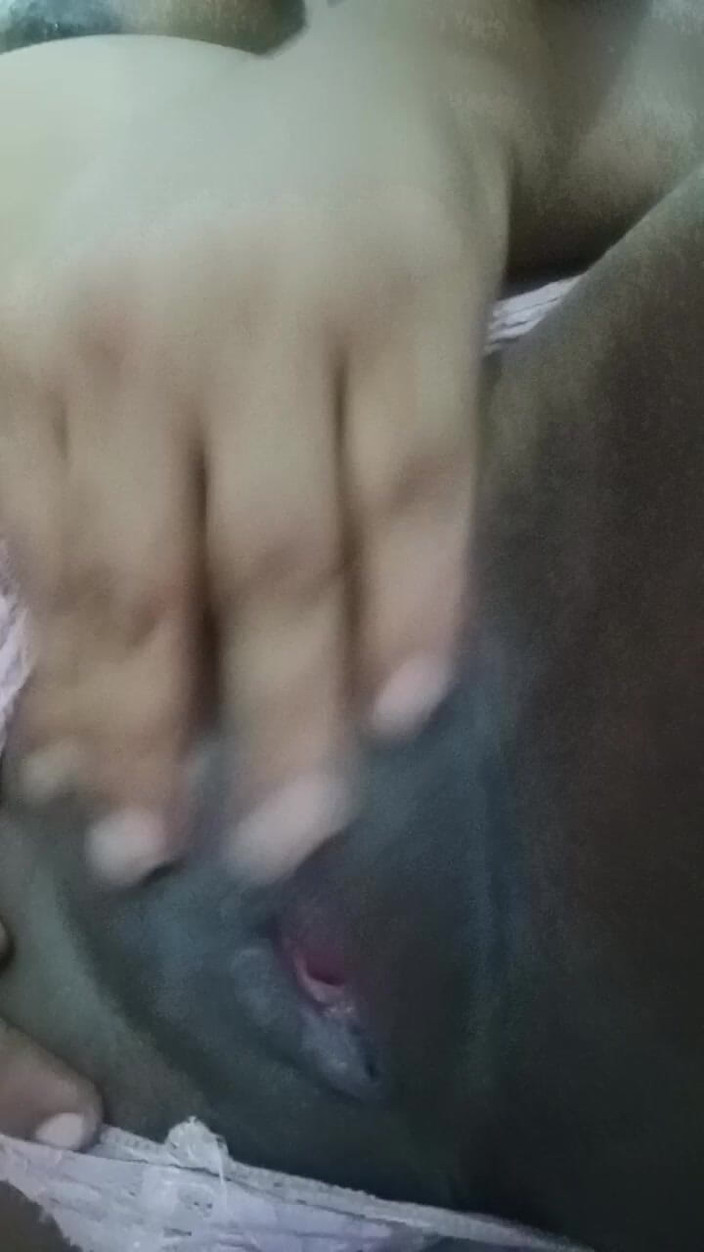 Deshi love: Mąż i żona cycki Preesing &amp; Pussy Palcowania wideo