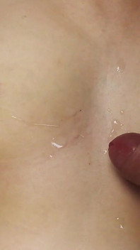 Mi cuerpo desnudo para tus manos. Masturbarse, mira, disfruta.