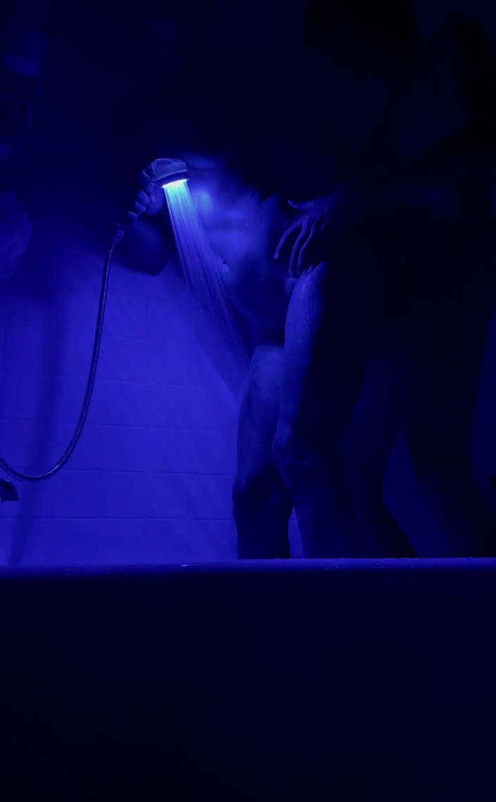 VibeWithMommy: Questo soffione della doccia ha fatto sesso in doccia davvero...