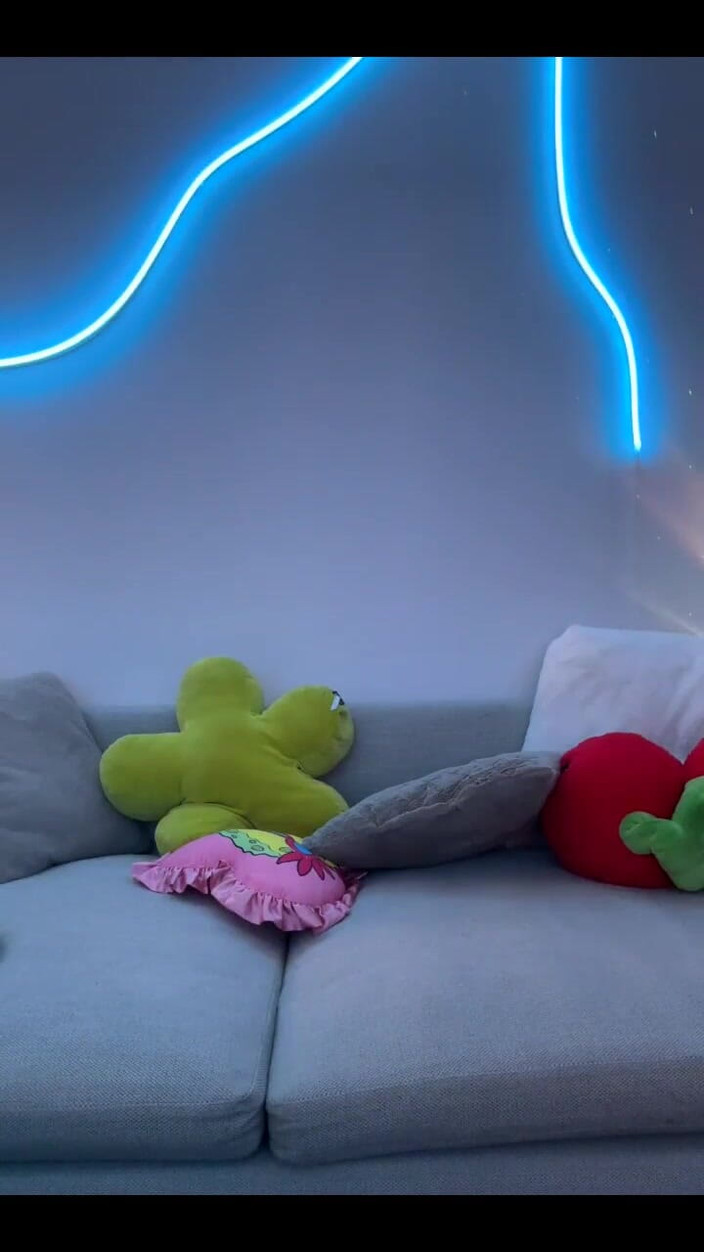 Dani Valentina: Насолодитися