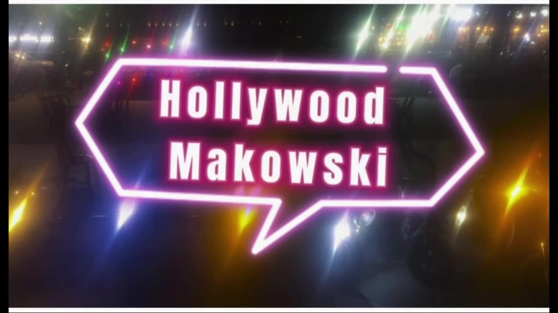 Hollywood Makowski: Ladyboy Pairin hraje řiť, péro a sperma