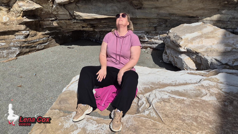 Lena Cox: Ma masturbation en plein air