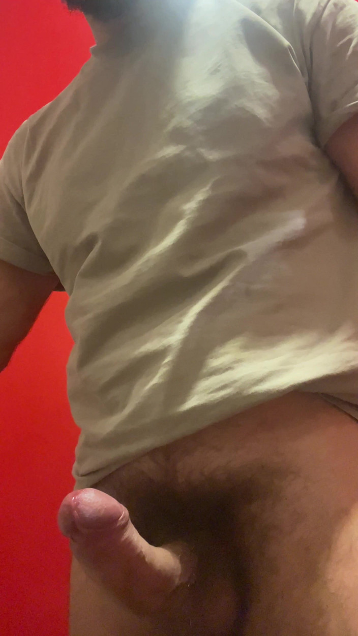 Paul Tergeist: Jerking off in the Airport