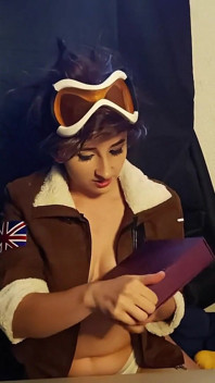Yndige Cammy Har Forblffende оргазминг I Sin, Vibrerende Stol (Tracer Косплей)