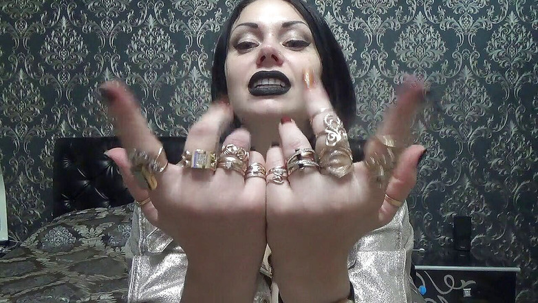 Goddess Misha Goldy: Altın yüzükler azdırıyor ve hj! Yahudi fetişi!