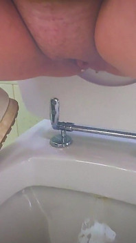病院の汚いおしっこ