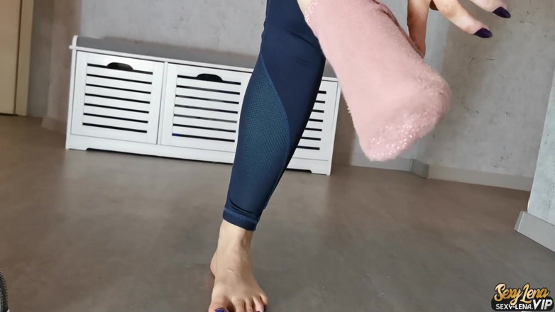 Goddess Lena: Para mis esclavos de pie