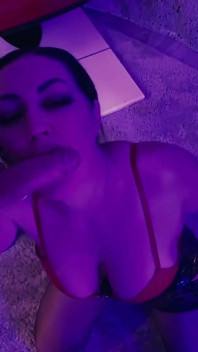 Elina Fucked Tanpa Nama Dan Sepenuhnya Secara Keseluruhan