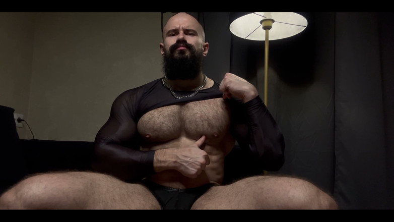 Mister Stone: Lumină întunecată pe pulă