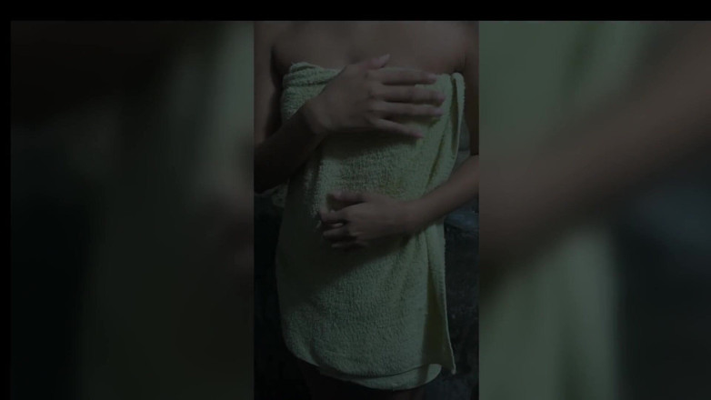 HomemadeTeenhot18: Teen18+ Kolega w stringach i spódniczce mini