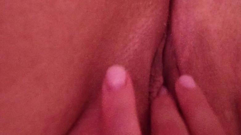 Oleksandra02: Sesso con le dita e bagnato