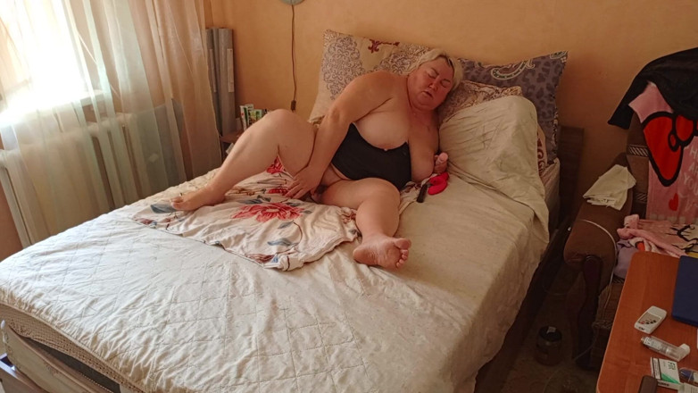 Zona901: Brinquedos de buceta e sexo da vizinha
