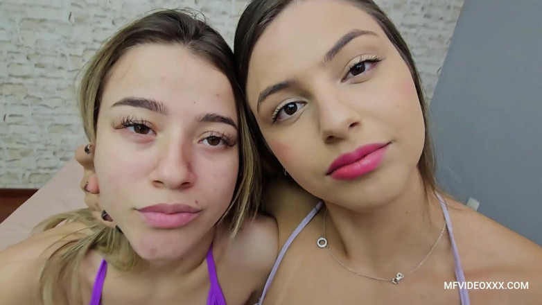 MF Lesbian: สาวเปลือยกายจูบกัน