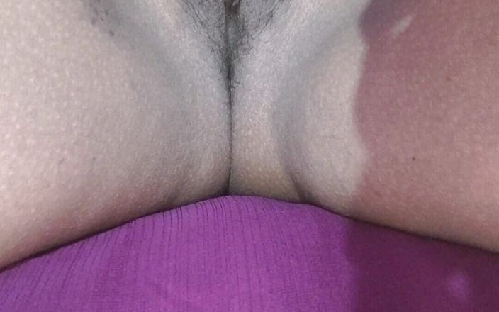 Suryasushma: Hot Housewife Pussy Fingering in the Bedroom Solo