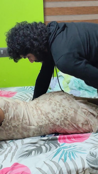 Masażysta i lady gorący masaż z Hard Fuck i Desi Girl Hot Pussy Lick