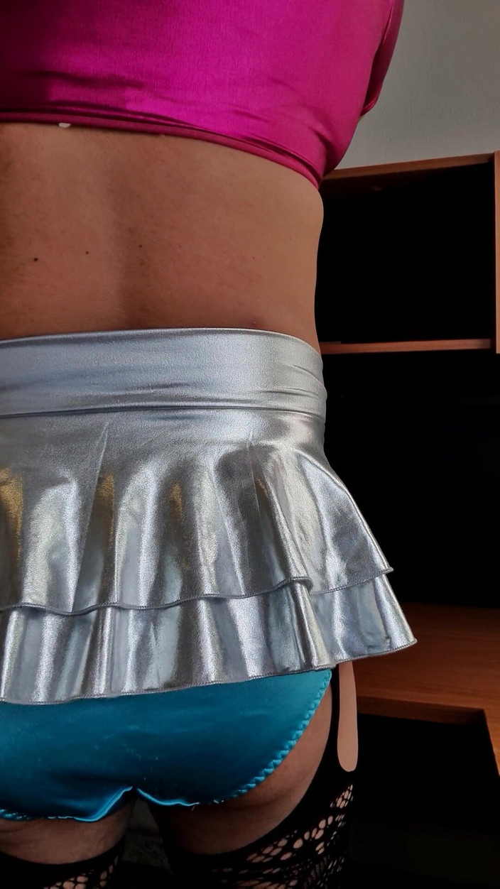 Sexy shinny clothes: Дражнити в костюмі вболівальника сіссі