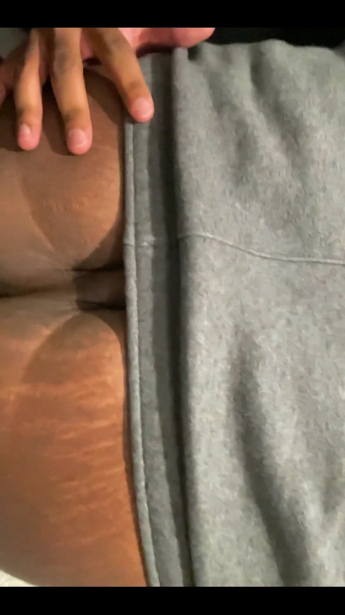 Tailandxxx: Hnědá díra