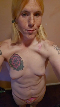 Chubby Trans Girl Bouncing up and Down