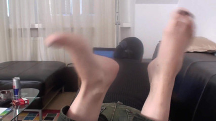 Foot Girls: 음악에 매달려 있는 Xenia의 발
