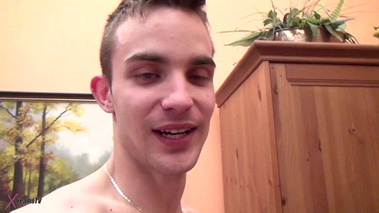 XdreamsTV: In mijn huis - jonge kerel neukte mijn oma-kut