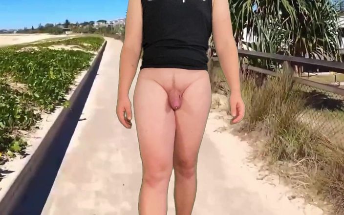 Lucas Nathan King: Wearing a Utheral Stimulating Cockring on the Beach